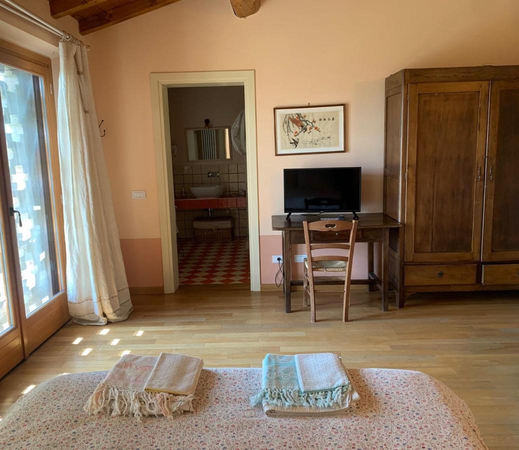 Agriturismo Il Filare Neviano degli Arduini Exterior foto